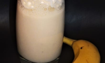 Ledový banánový koktejl
