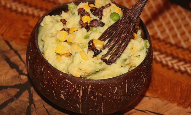 Mukimo – kaše z brambor, hrášku a kukuřice (veganská)