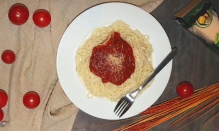 Rychlé špagety s rajčatovou omáčkou