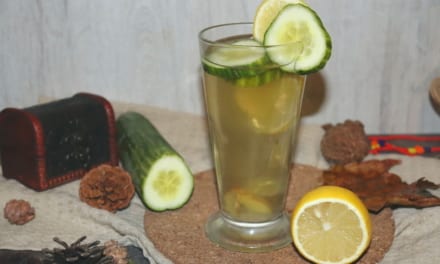Ovocná voda: okurka a citrón
