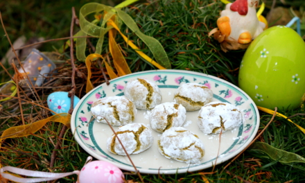 Velikonoční mandlové sušenky s matchou + VIDEORECEPT