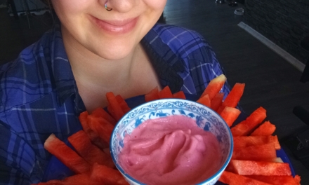 Melounové hranolky s jahodovou zmrzlinou